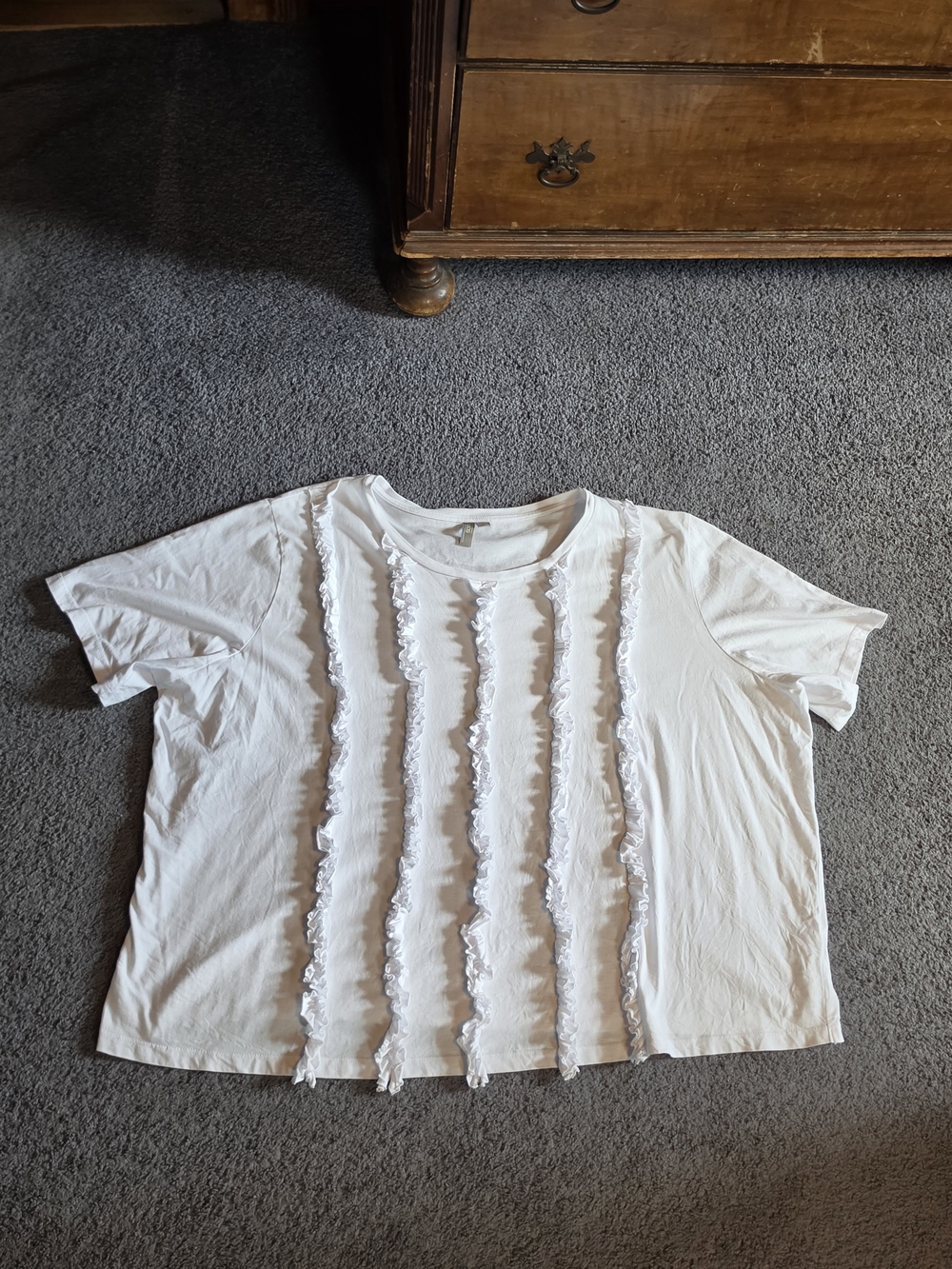 ASOS White Short Sleeve Tee with Ruffle Panel Detail Cropped US Size 24